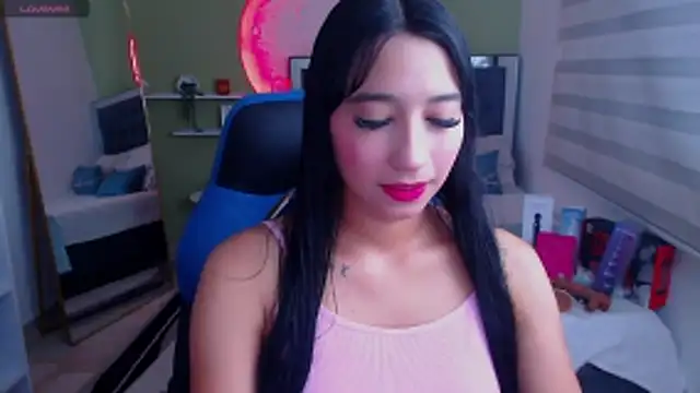 Snapshot of ivvoncute chatting on May 10, 2026, 1:31 am ivvoncute online show from May 10, 2026, 1:31 am