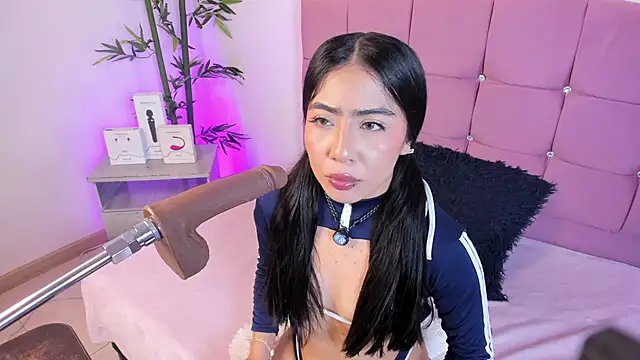 Valecute  online show from April 27, 2026, 7:56 pm