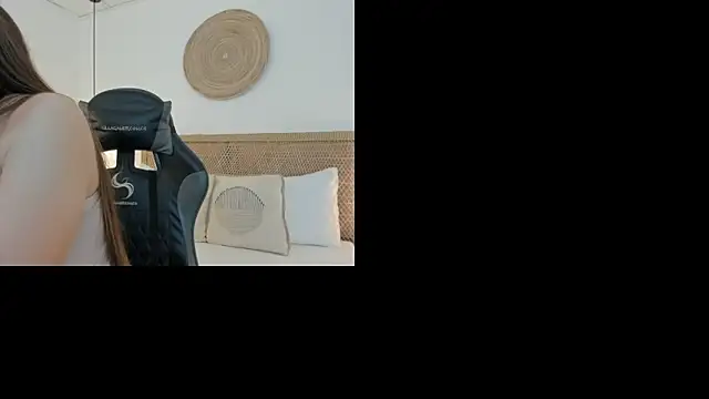 Snapshot of elaia_bridge chatting on March 16, 2026, 12:20 pm elaia bridge online show from March 16, 2026, 12:20 pm