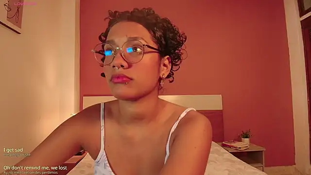 Meganlux1 online show from July 9, 2026, 7:57 pm