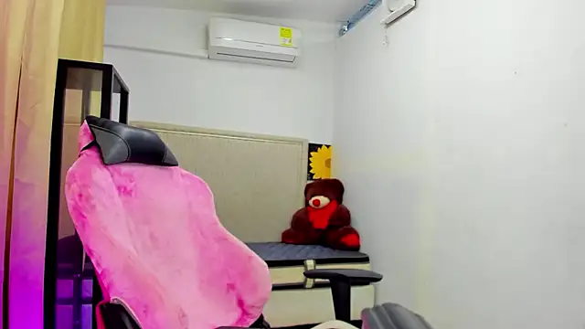 Snapshot of Bad_bunnyy_ chatting on March 29, 2026, 11:56 am Bad bunnyy online show from March 29, 2026, 11:56 am