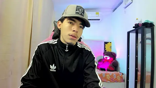 Snapshot of Bad_bunnyy_ chatting on April 9, 2026, 12:11 pm Bad bunnyy online show from April 9, 2026, 12:11 pm