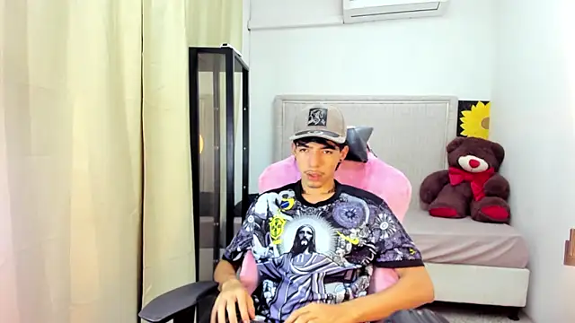 Snapshot of Bad_bunnyy_ chatting on March 20, 2026, 11:22 am Bad bunnyy online show from March 20, 2026, 11:22 am