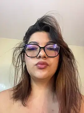 Ivy honey00 online show from March 7, 2026, 9:27 am