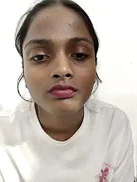 Snapshot of iam-anshika chatting on February 21, 2026, 5:42 am iam-anshika online show from February 21, 2026, 5:42 am