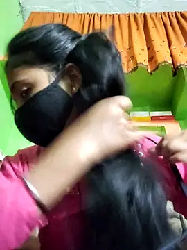 Cute aroshi online show from March 8, 2026, 7:55 am