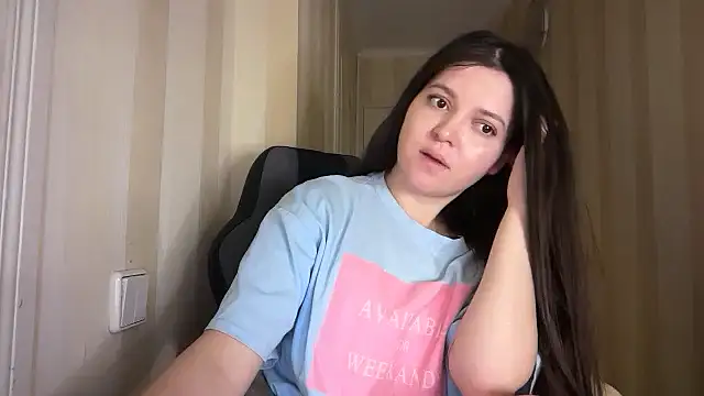 Eloise Pattie online show from February 22, 2026, 11:28 pm