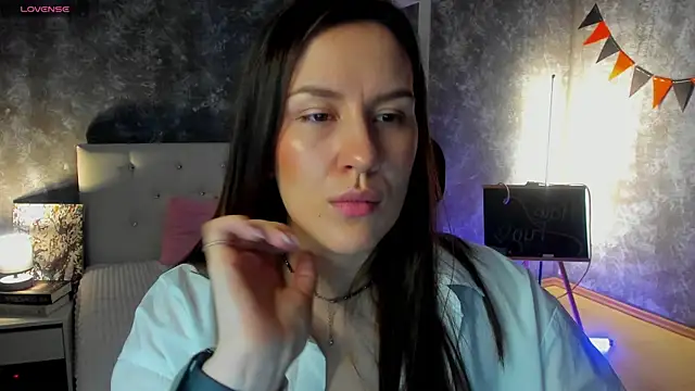 Snapshot of asti_bubbles chatting on April 15, 2026, 12:49 am asti bubbles online show from April 15, 2026, 12:49 am