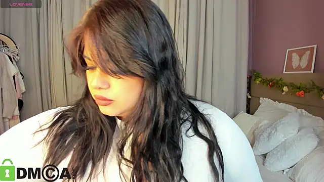 Snapshot of Annet_Nel1son chatting on February 26, 2026, 1:05 am Annet Nel1son online show from February 26, 2026, 1:05 am