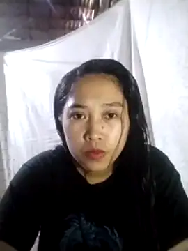 Snapshot of Radiant_smile chatting on April 28, 2026, 3:00 am Radiant smile online show from April 28, 2026, 3:00 am