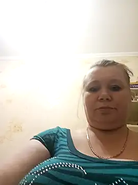 Snapshot of KiraStanton chatting on February 22, 2026, 9:49 pm KiraStanton online show from February 22, 2026, 9:49 pm