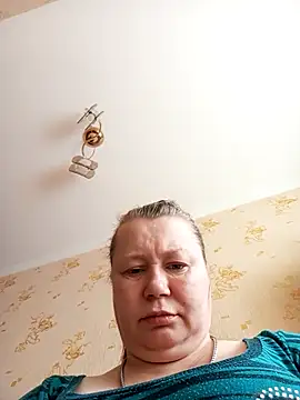 KiraStanton online show from May 2, 2026, 11:48 am