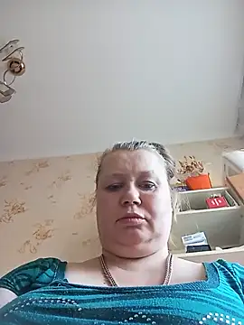 KiraStanton online show from May 22, 2026, 3:37 am