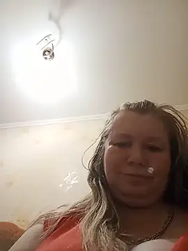KiraStanton online show from June 11, 2026, 12:32 am
