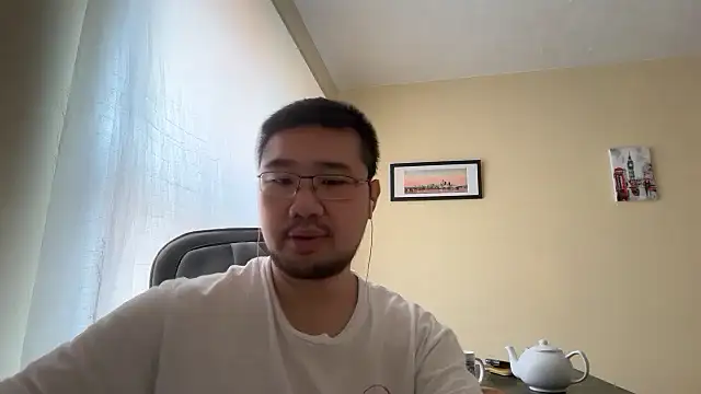 Snapshot of jasonryu2025 chatting on April 20, 2026, 9:01 am jasonryu2025 online show from April 20, 2026, 9:01 am