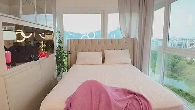 Sherill Longs online show from February 21, 2026, 11:34 am