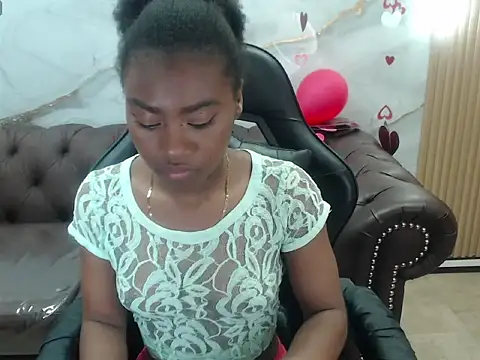 Snapshot of candy_ebony_tf chatting on February 23, 2026, 3:45 pm candy ebony tf online show from February 23, 2026, 3:45 pm