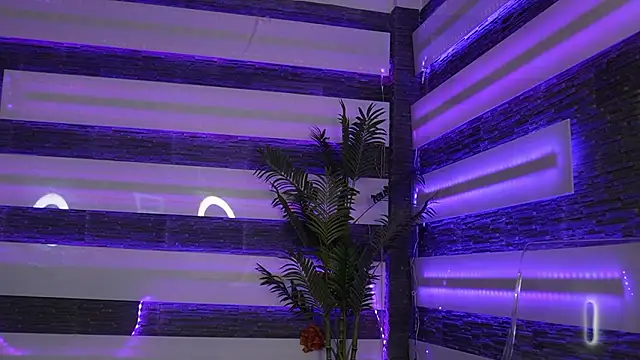 Snapshot of ItsIvyLicious_ chatting on February 21, 2026, 8:55 pm ItsIvyLicious online show from February 21, 2026, 8:55 pm