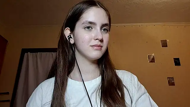 Snapshot of Katelemon chatting on February 21, 2026, 3:25 pm Katelemon online show from February 21, 2026, 3:25 pm