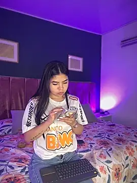 Ambarina  online show from June 13, 2026, 11:41 am