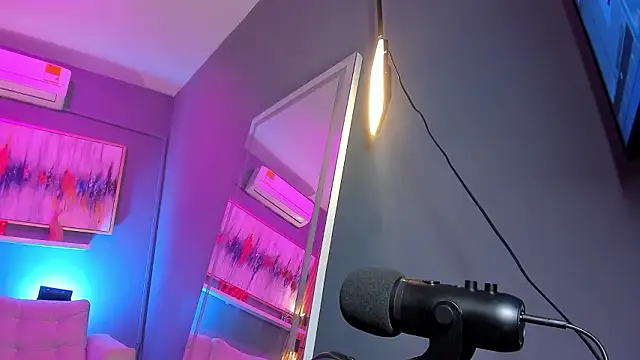 janinne lu online show from March 13, 2026, 11:15 am