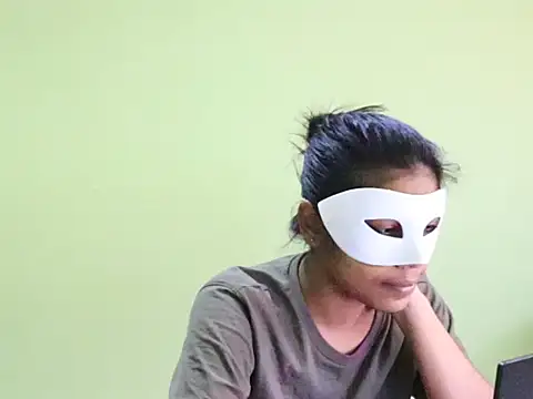 Snapshot of mrsdevika chatting on March 3, 2026, 10:00 am mrsdevika online show from March 3, 2026, 10:00 am