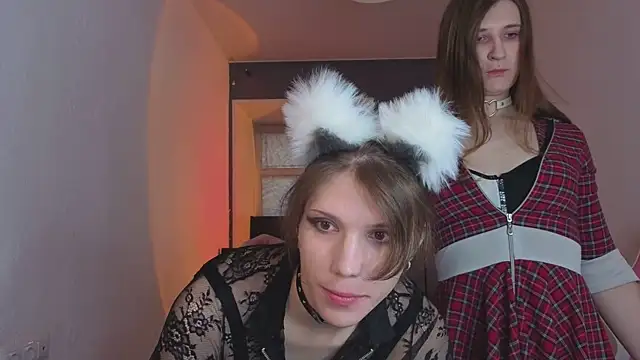 Snapshot of ZoriaLovesLuna chatting on March 22, 2026, 2:07 pm ZoriaLovesLuna online show from March 22, 2026, 2:07 pm