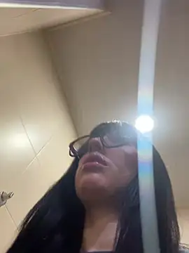 Snapshot of susi_chimm chatting on May 20, 2026, 1:08 pm susi chimm online show from May 20, 2026, 1:08 pm