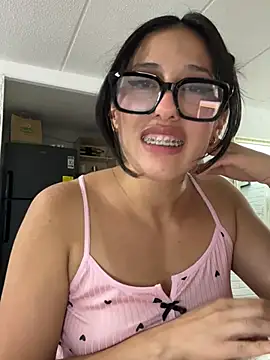 susi chimm online show from March 13, 2026, 2:27 am