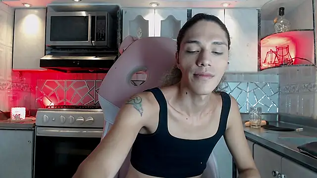 Snapshot of CrisOzzz chatting on March 24, 2026, 6:08 pm CrisOzzz online show from March 24, 2026, 6:08 pm