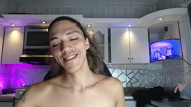 Snapshot of CrisOzzz chatting on April 9, 2026, 6:14 pm CrisOzzz online show from April 9, 2026, 6:14 pm