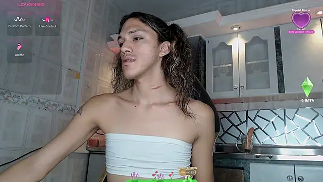 Snapshot of CrisOzzz chatting on April 3, 2026, 6:03 pm CrisOzzz online show from April 3, 2026, 6:03 pm