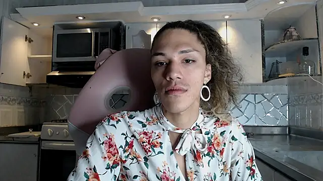 Snapshot of CrisOzzz chatting on March 5, 2026, 5:31 pm CrisOzzz online show from March 5, 2026, 5:31 pm