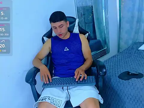 Snapshot of SharleeBoygum chatting on February 23, 2026, 7:36 pm SharleeBoygum online show from February 23, 2026, 7:36 pm