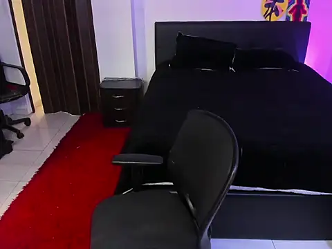 Snapshot of ginebrapurple chatting on March 15, 2026, 6:04 pm ginebrapurple online show from March 15, 2026, 6:04 pm