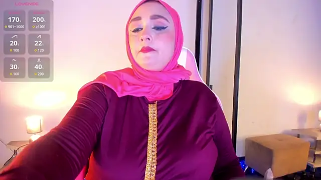 HijabiMilff online show from May 16, 2026, 2:38 pm