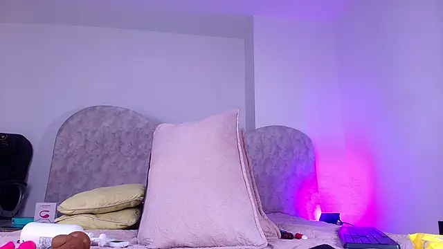 Snapshot of Naom_lee chatting on March 12, 2026, 11:58 am Naom lee online show from March 12, 2026, 11:58 am