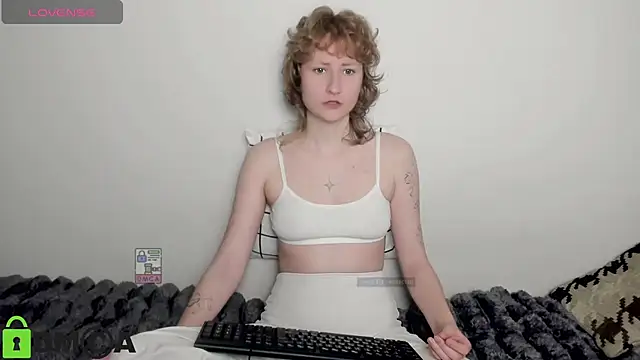 AnnStasia online show from April 8, 2026, 2:40 pm