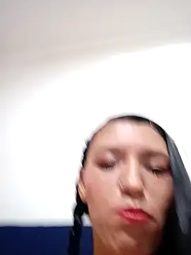 sandy 11  online show from April 10, 2026, 1:23 am