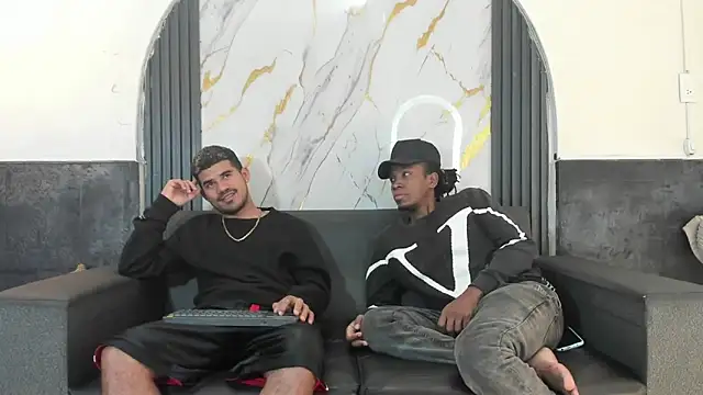 Latins on fire online show from April 10, 2026, 11:39 am