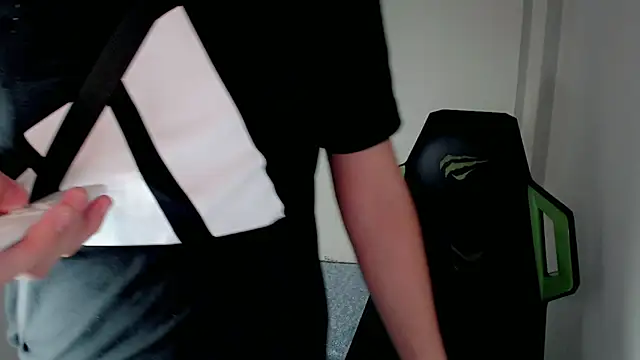 Street poemm  online show from March 15, 2026, 8:38 pm