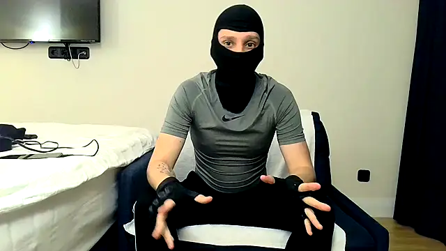 RyanRubber online show from April 11, 2026, 8:01 pm