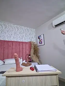 Snapshot of Allice_Evens chatting on March 26, 2026, 3:05 am Allice Evens online show from March 26, 2026, 3:05 am