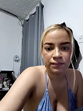 Lana C online show from May 28, 2026, 2:08 am