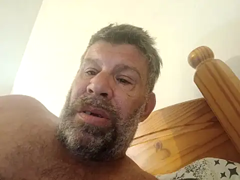 Snapshot of stud2512 chatting on May 24, 2026, 7:19 am stud2512 online show from May 24, 2026, 7:19 am