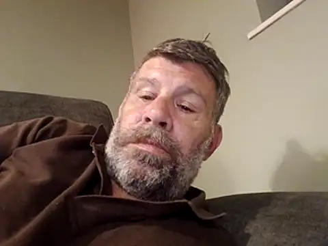 Snapshot of stud2512 chatting on May 24, 2026, 8:31 pm stud2512 online show from May 24, 2026, 8:31 pm