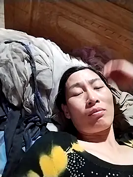 lris-Beauty77 online show from February 22, 2026, 6:20 pm