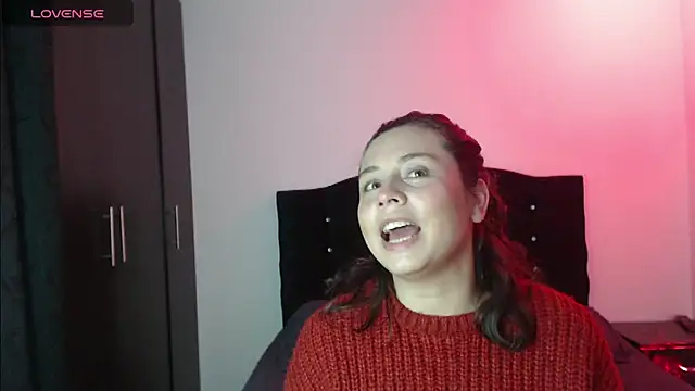 Ana  arms online show from April 13, 2026, 5:17 pm