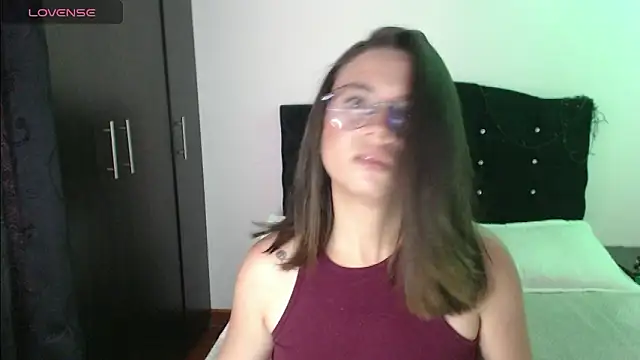 Ana  arms online show from March 25, 2026, 3:55 pm