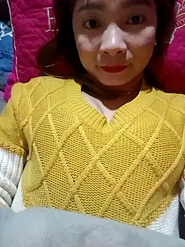 Snapshot of Him_MountainGirl26 chatting on February 21, 2026, 10:17 am Him MountainGirl26 online show from February 21, 2026, 10:17 am